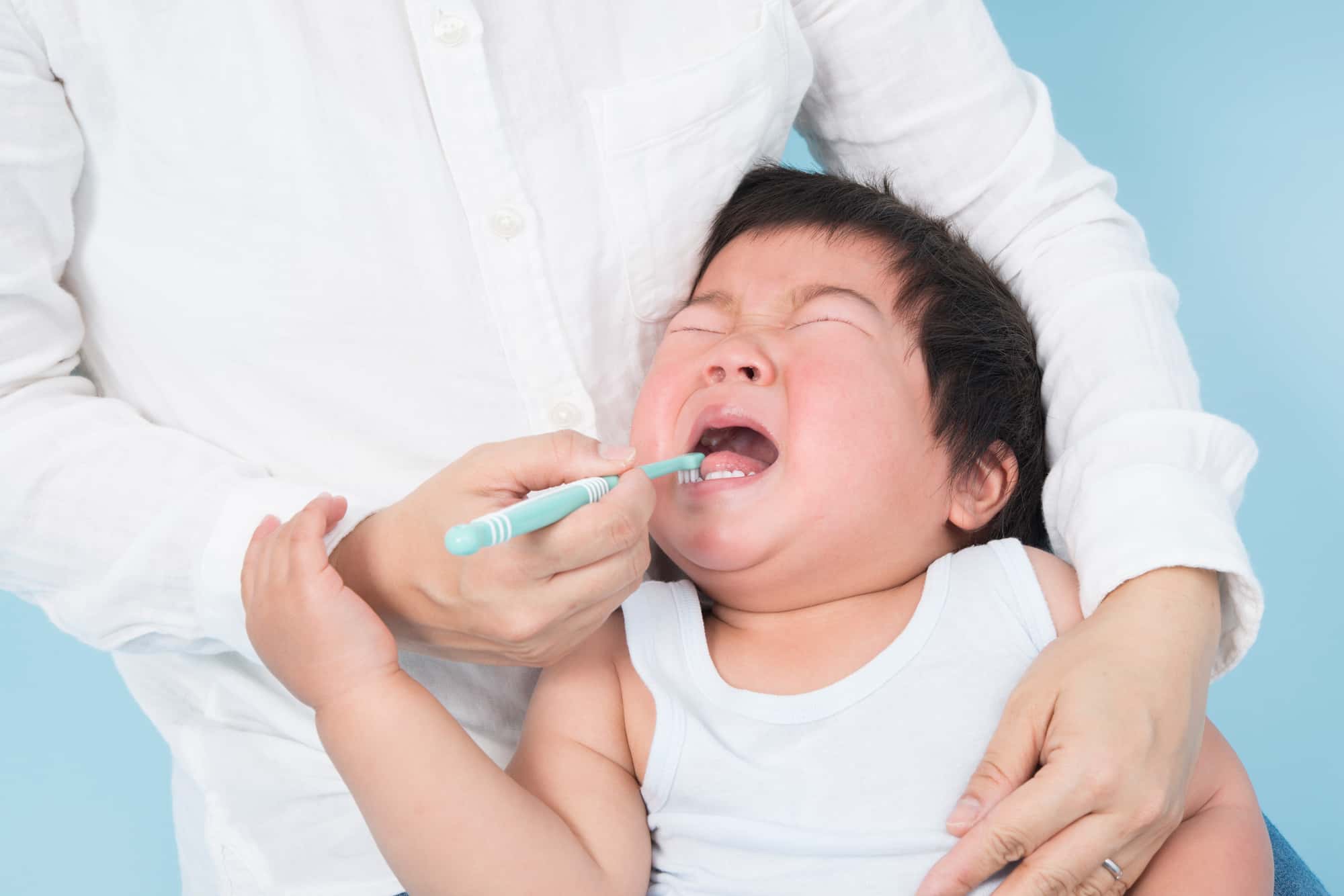 歯磨きを嫌がる子ども